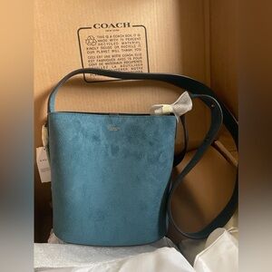 NWT！COACH Bleecker Bucket Bag 21（COACH CCW84）fast shipping